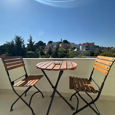 Sea View Hill Apartmán *