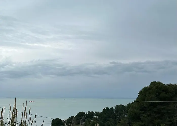 Sea View Hill Apartament